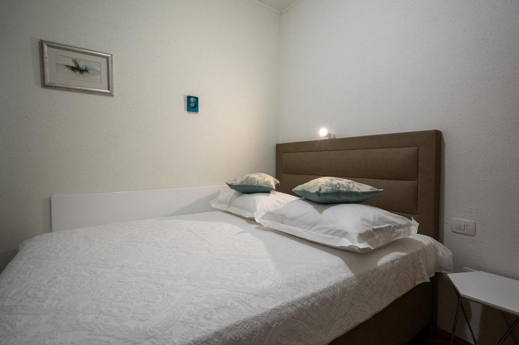 Adam Apartments Stobreč Eksteriør bilde